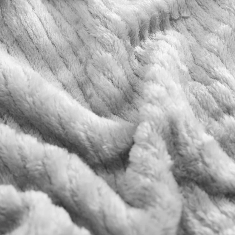 Koc jasnoszary RENEE 130x160 cm z poliestru.